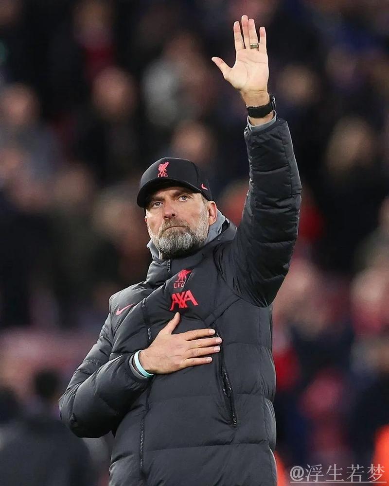 安菲尔德挥别阿诺德!全场高呼致敬,拥抱阿利森,克洛普感慨万千 安菲尔德挥别阿诺德!全场高呼致敬,拥抱阿利森,克洛普感慨万千